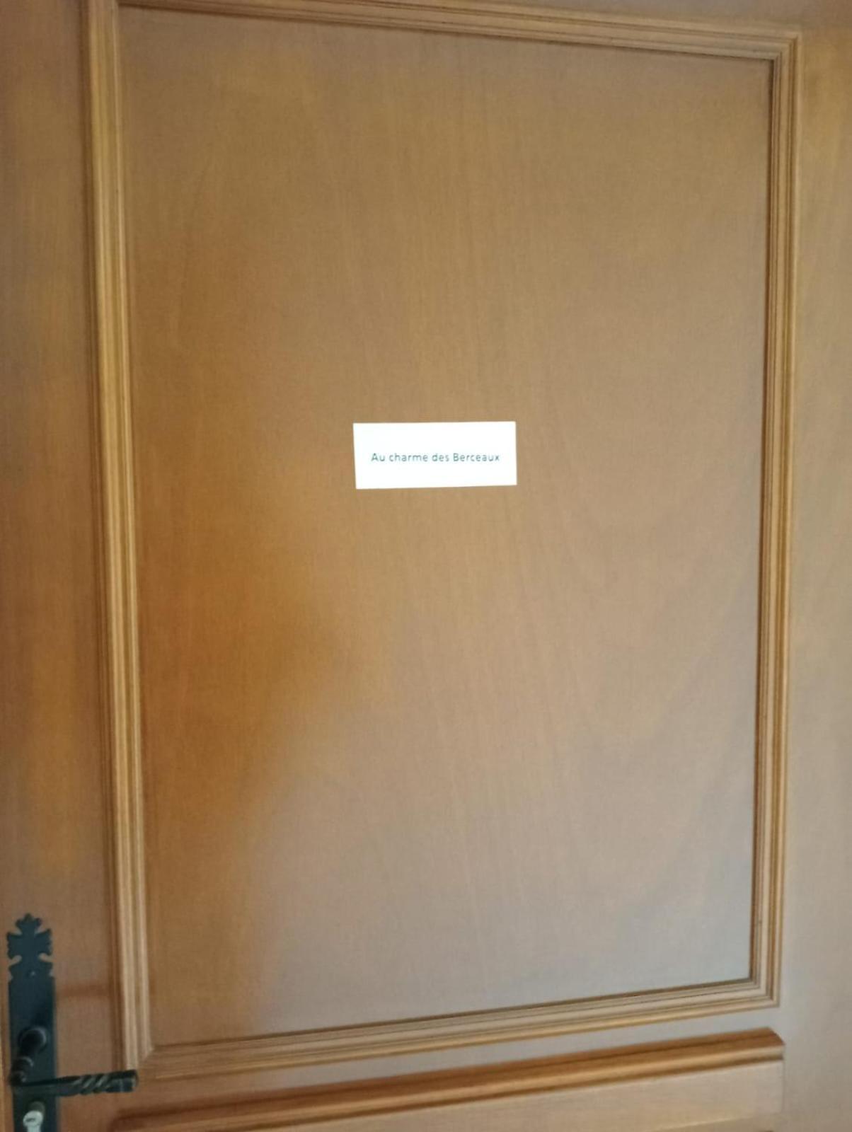 Le Charme Des Berceaux Apartment Еперне Екстериор снимка