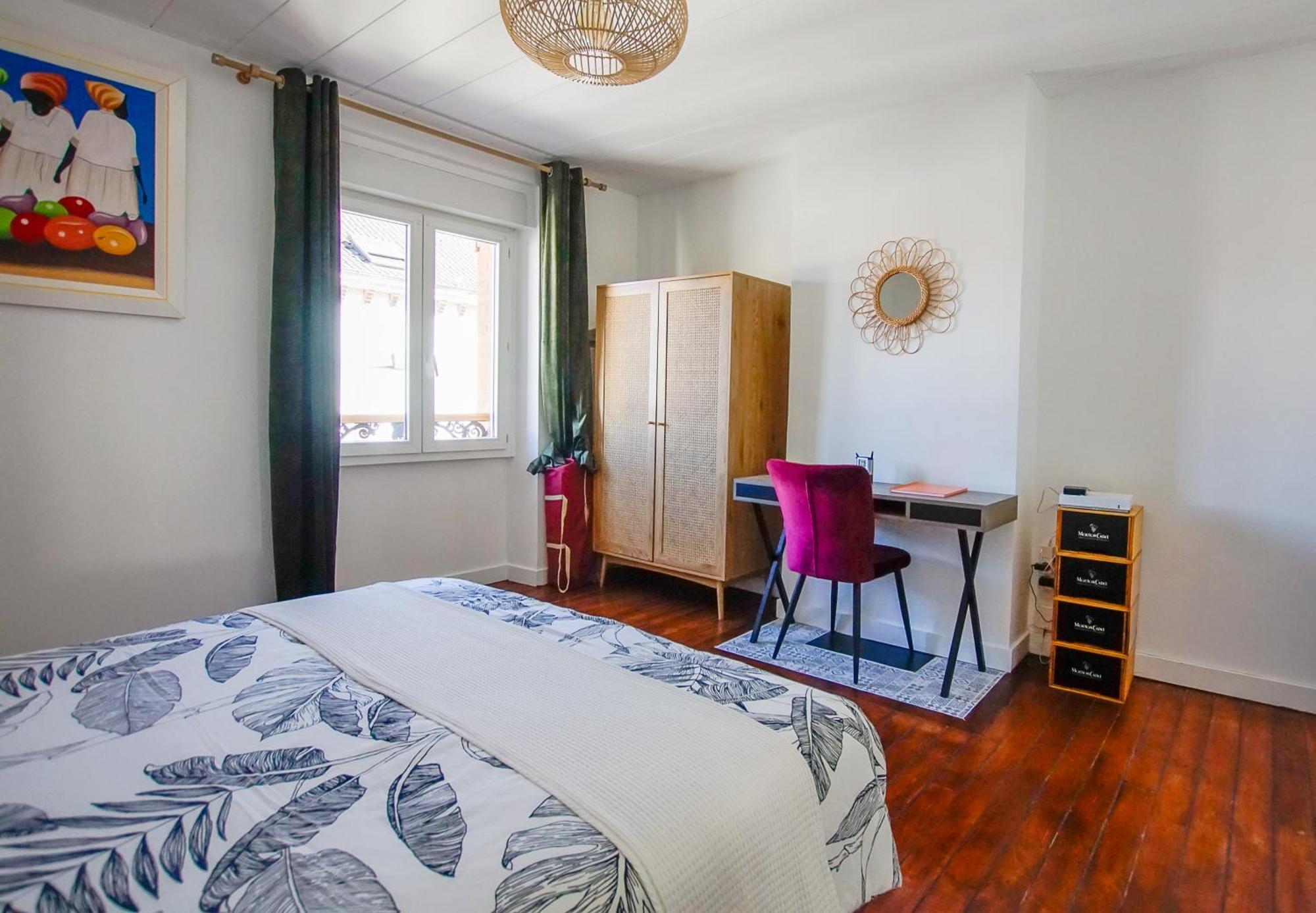 Le Charme Des Berceaux Apartment Еперне Екстериор снимка