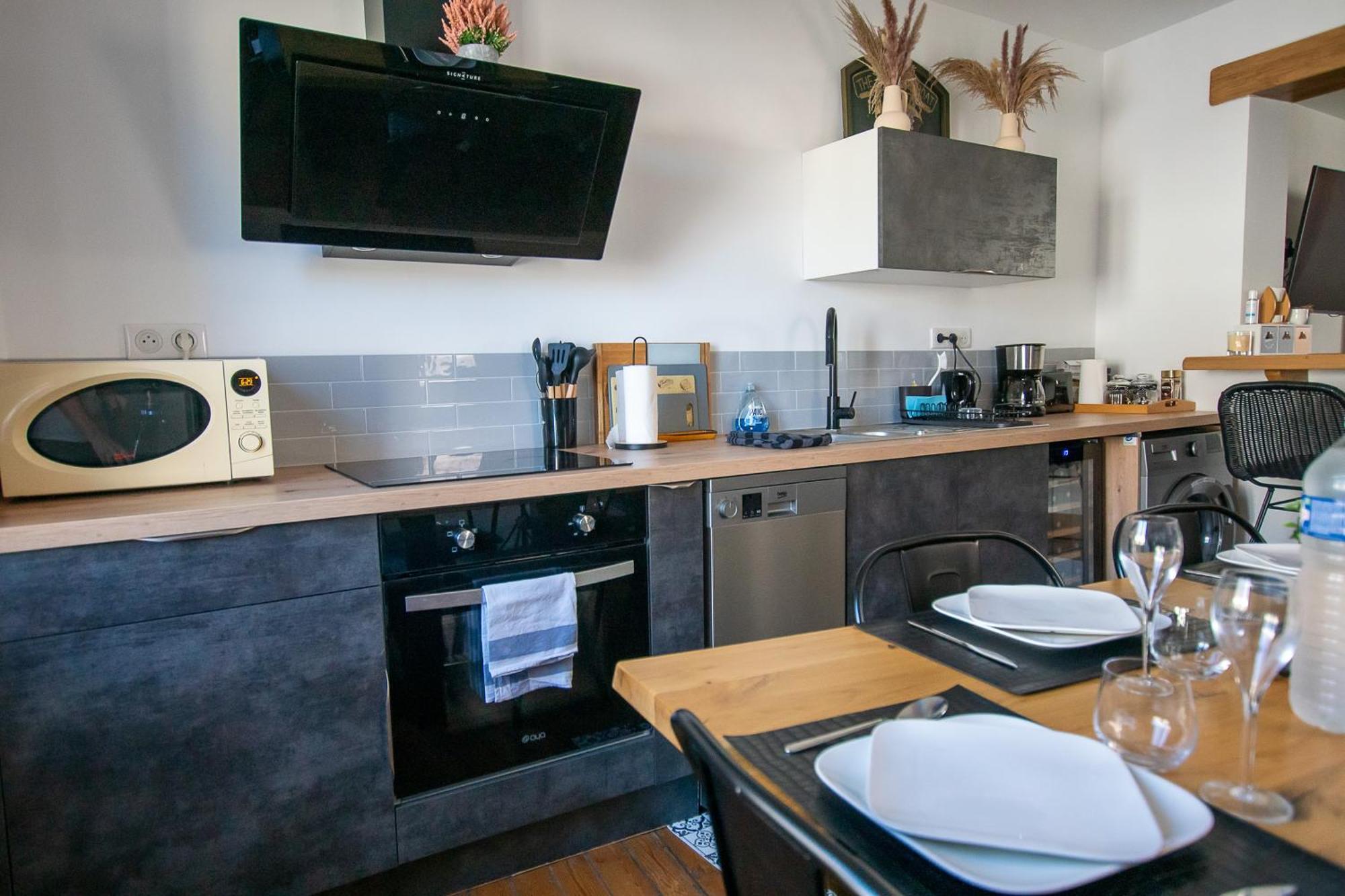 Le Charme Des Berceaux Apartment Еперне Екстериор снимка