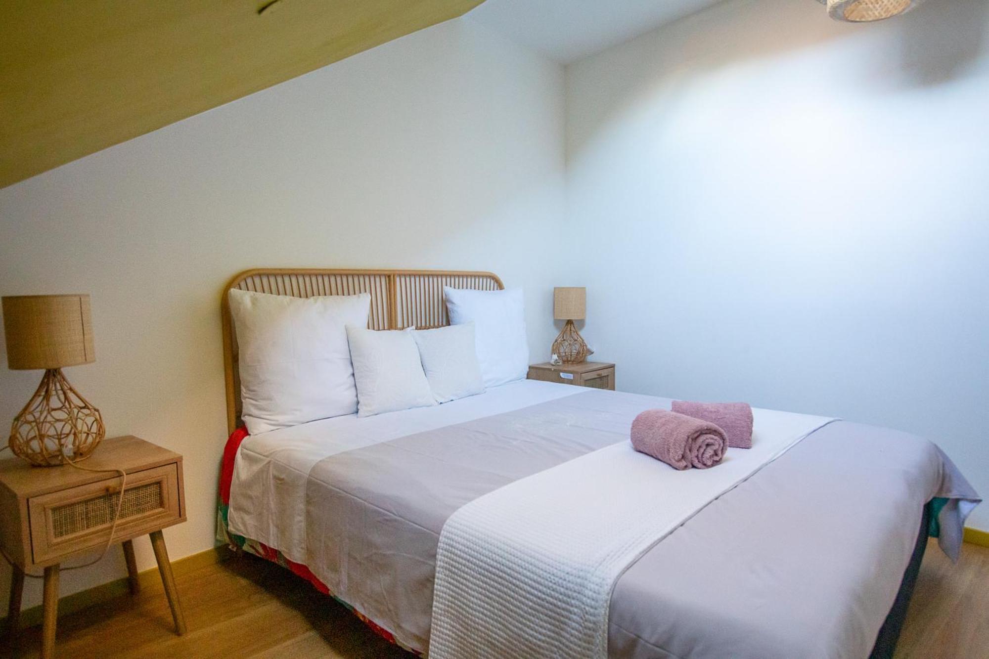 Le Charme Des Berceaux Apartment Еперне Екстериор снимка